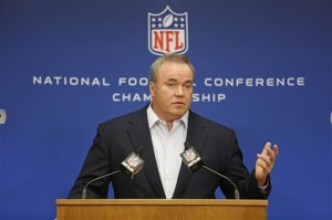 Green Bay Packers head coach Mike McCarthy speaks during an NFL football news conference Wednesday Jan. 14, 2015, in Green Bay, Wis. The Packers will play the Seattle Seahawks on Sunday in an NFL football NFC Championship game. (AP Photo/Matt Ludtke)